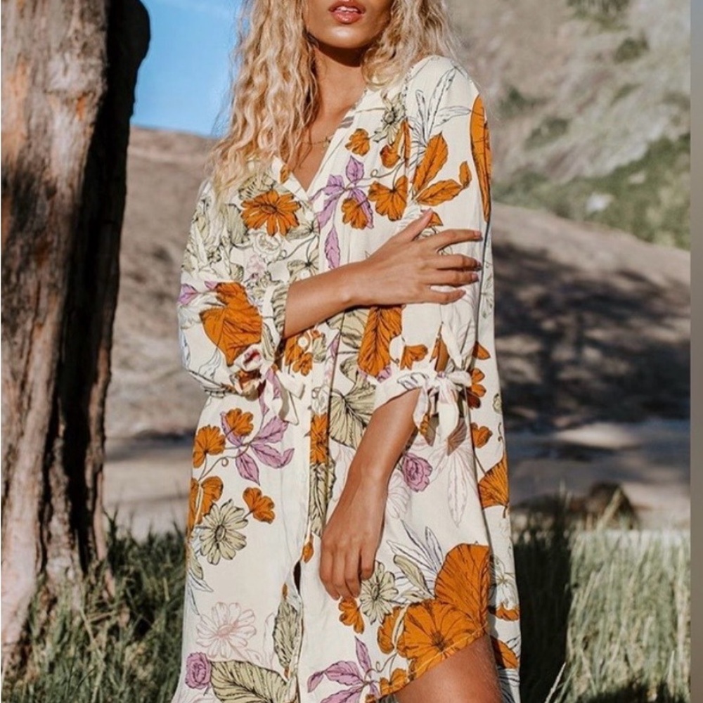 NWT Cupshe Vibrant Floral Beachwear